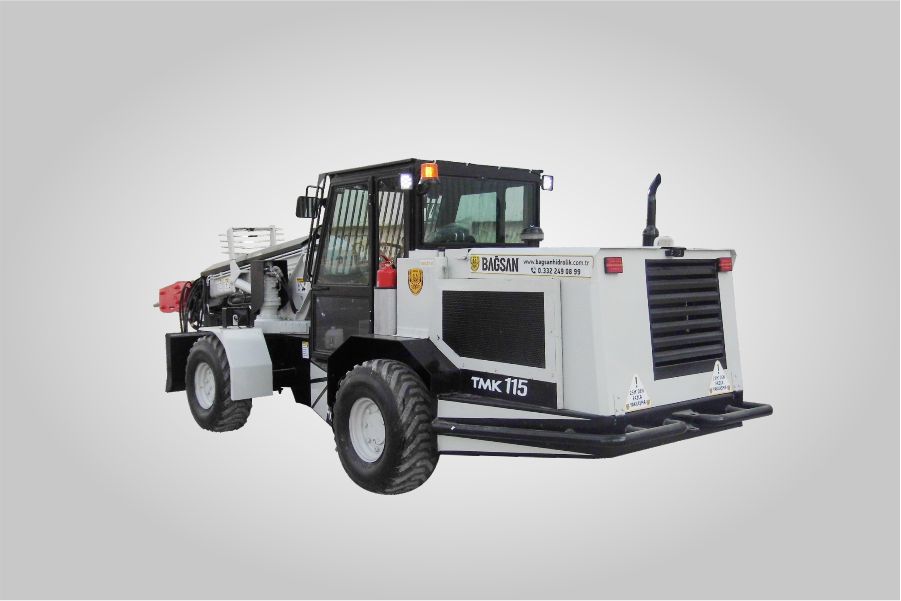 TMK 115 TELESKOPİK YÜKLEYİCİ